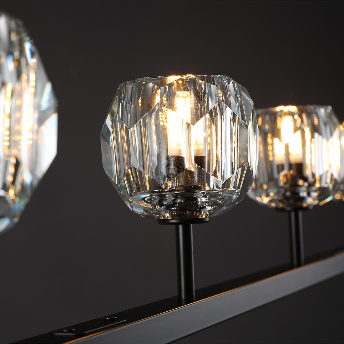 Boulo De Glass Linear Chandelier