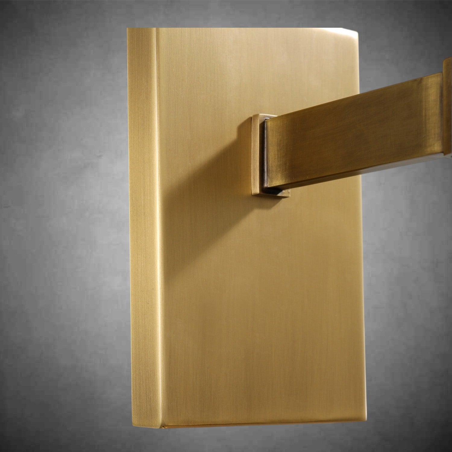 Raindrop Outdoor Sconce
