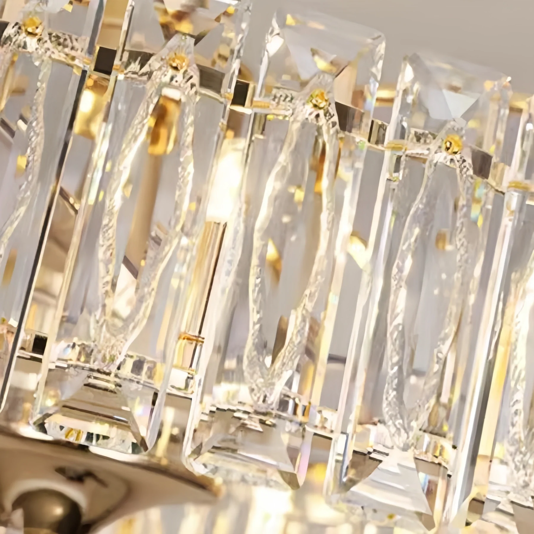 Modern Invisible Blade Fan Light Crystal Chandelier for Living/Dining Room/Bedroom