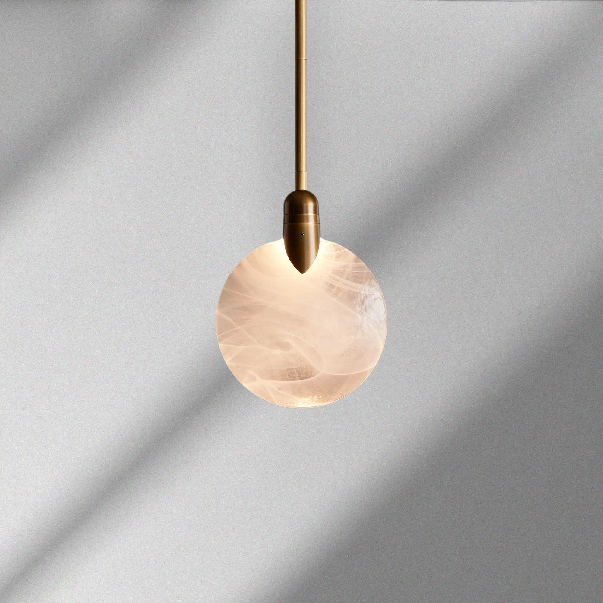 Lyla Single Pendant