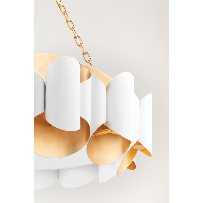 Bainks 12 Light Chandelier